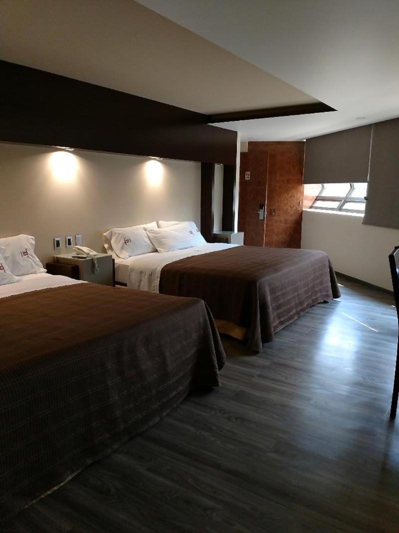 Hotel Escala Central Del Norte Mexico City Room photo